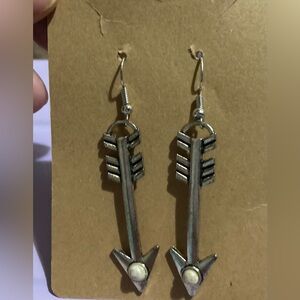 NWT Silver Arrow Dangle Earrings with White Stone